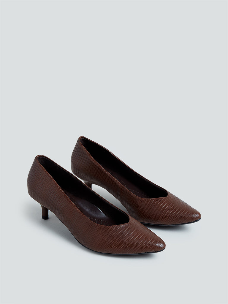 LUNA BLU Brown Pointed-Toe Textured Pumps